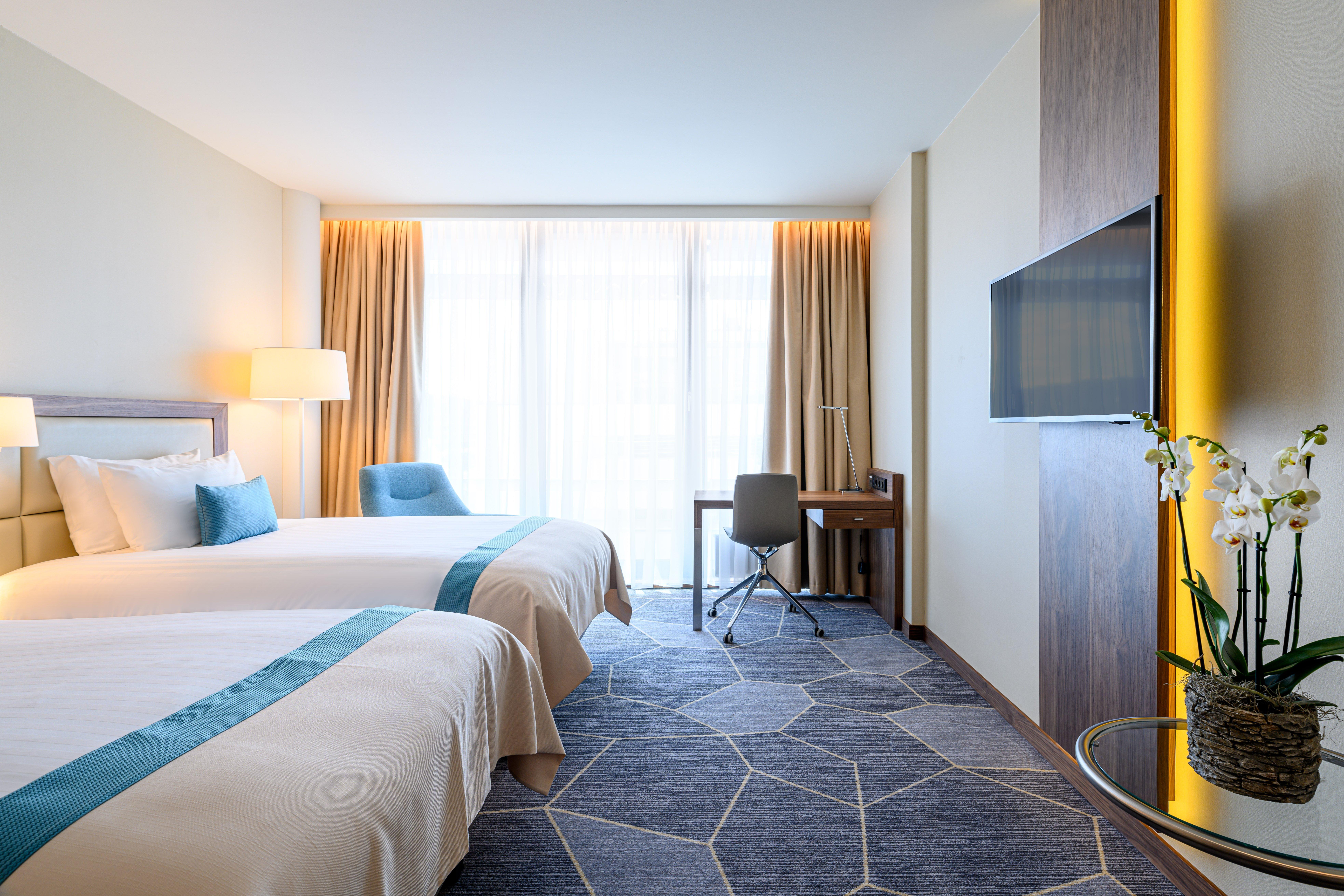 Crowne Plaza Maastricht By Ihg Hotel Екстериор снимка