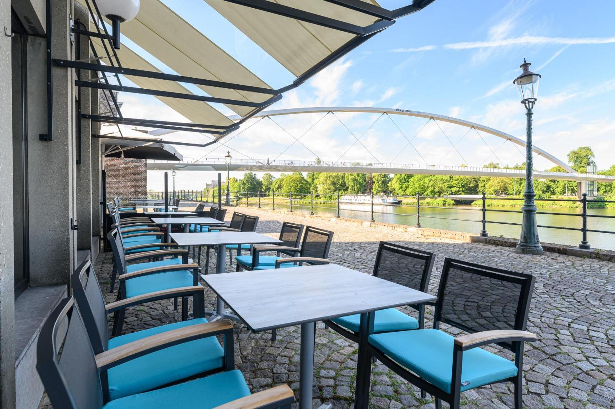 Crowne Plaza Maastricht By Ihg Hotel Екстериор снимка
