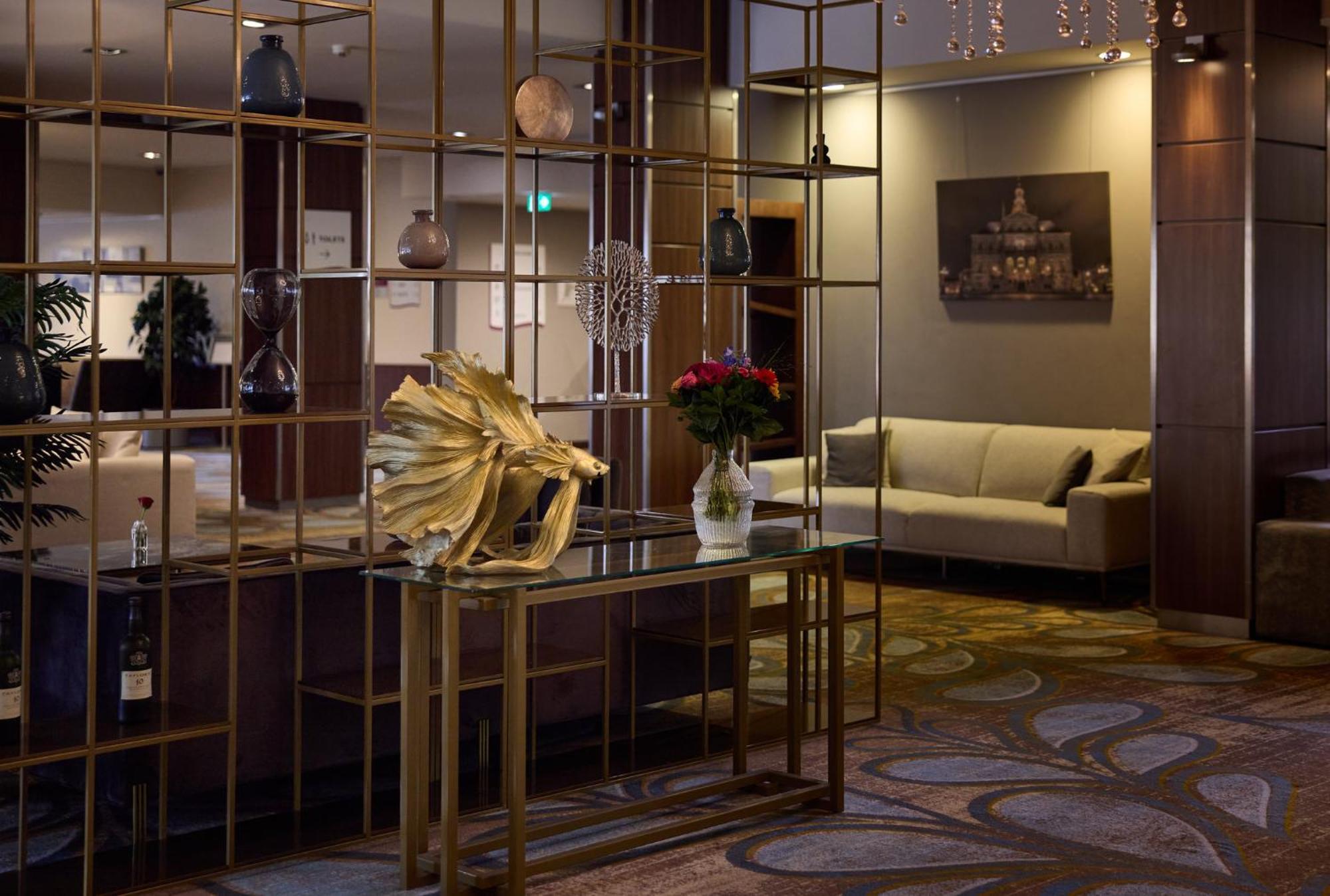 Crowne Plaza Maastricht By Ihg Hotel Екстериор снимка