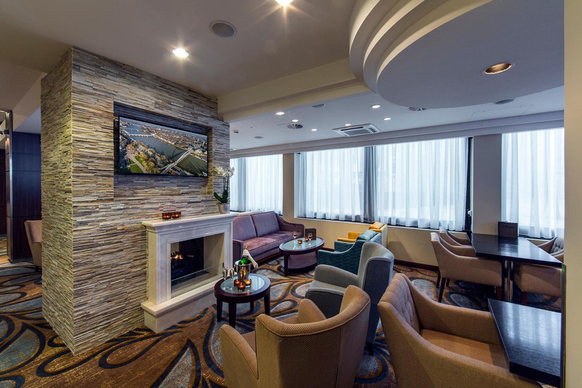 Crowne Plaza Maastricht By Ihg Hotel Екстериор снимка